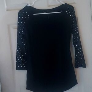 Studded long-sleeved black tshirt